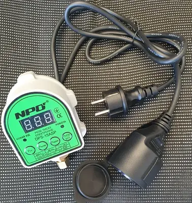 Електронне реле тиску DPS-15ASP дріт живлення, розетка (до 1,1 кВт, 10А), 0 - 9,9 бар, 1/4" ЗР, 220В, IP65