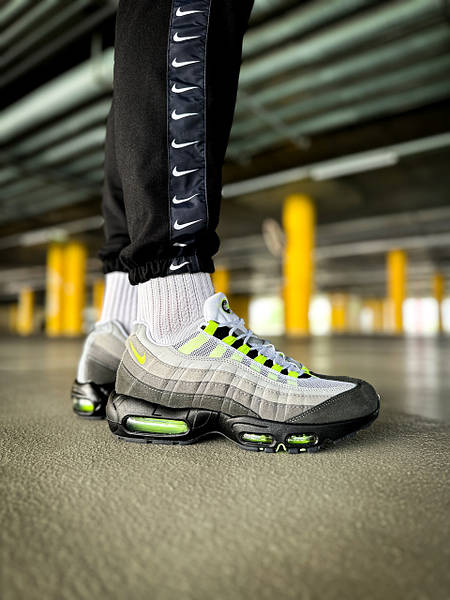 Nike Air Max 95 Grey Black Neon Green 95 Krosonavtik 2373352562