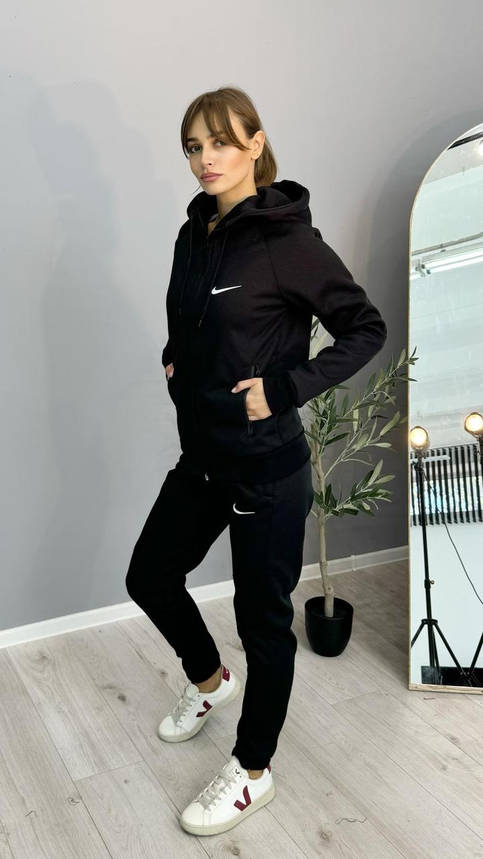 Жіночий спортивний костюм Nike на флісі зимовий з капюшоном повсякденний костюм унісекс теплий модний стильний, фото 1