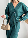 Зелений утеплений жіночий костюм і ангори в рубчик на ґудзиках, фото 6