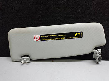 Дашок сонцезахисний AUDI