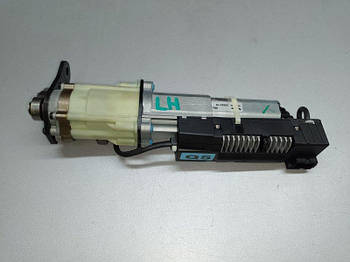 Моторчик приводу ляди AUDI