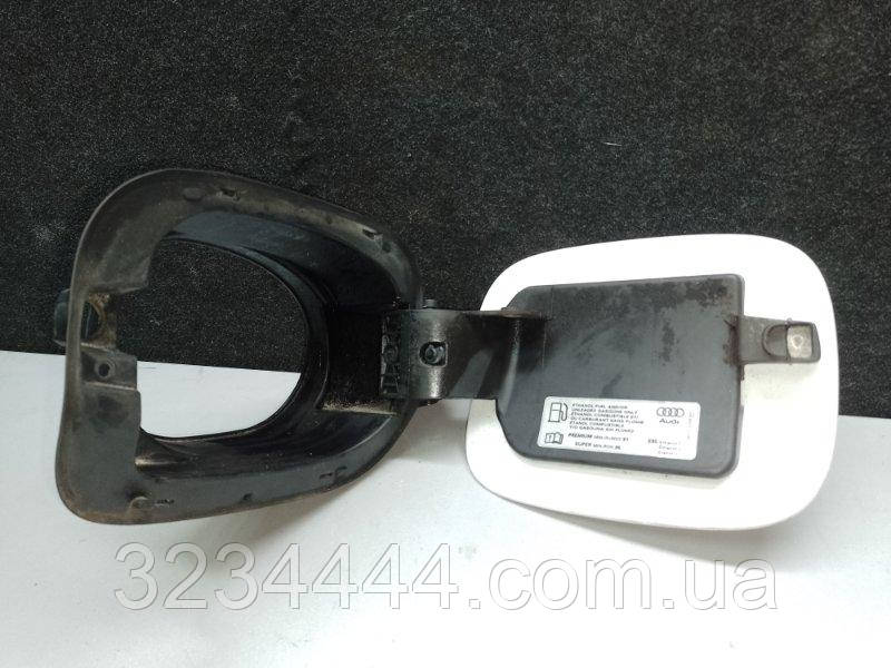 Лючок топливного бака Audi Q5 08-16 8R CPMB 2.0 TFSI 2015 (б/у)