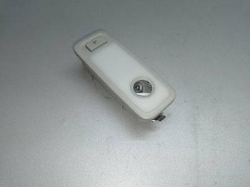 Плафон салону AUDI Q5 08-16 8R CPMB 2.0 TFSI 2015 задн. лев. (б/у)