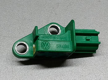 Датчик удару AUDI Q5 08-16 8R CPMB 2.0 TFSI 2015 задн. (б/у)