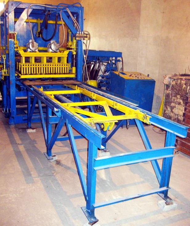 Вібростанок для виробництва тротуарної плитки ціна