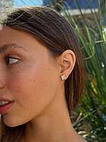 Van Cleef сережки перламутрові, міні 0.8 см / лимонне золото / проба, гравіювання/клевер гвоздики