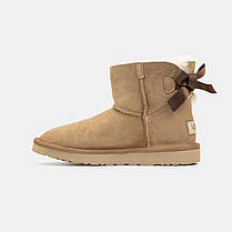 Зимові Жіночі Черевики UGG Classic Mini Bailey Bow Light Brown / УГГ Класік Міні Бейлі Боу Світло Чорні, фото 3