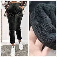 Штани жіночі велюр на хутрі прямий крой 42-50р чорні