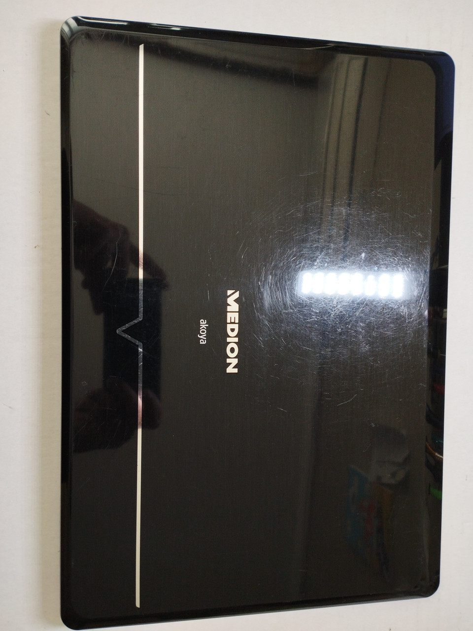 Medion Akoya P6618 MD 97620 P6612 P6613 Корпус A (кришка матриці+петлі) 60.4af25.001
