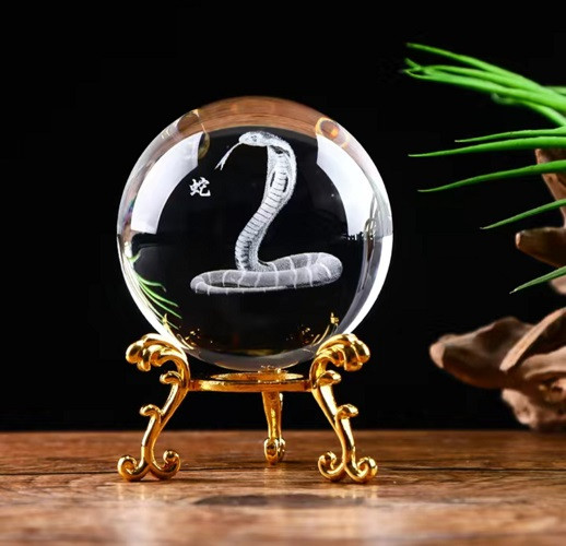 Енергетична кришталева куля 3D лазерне гравіювання знака зодіак Змія для Рейки Чакра Медитація D6 см