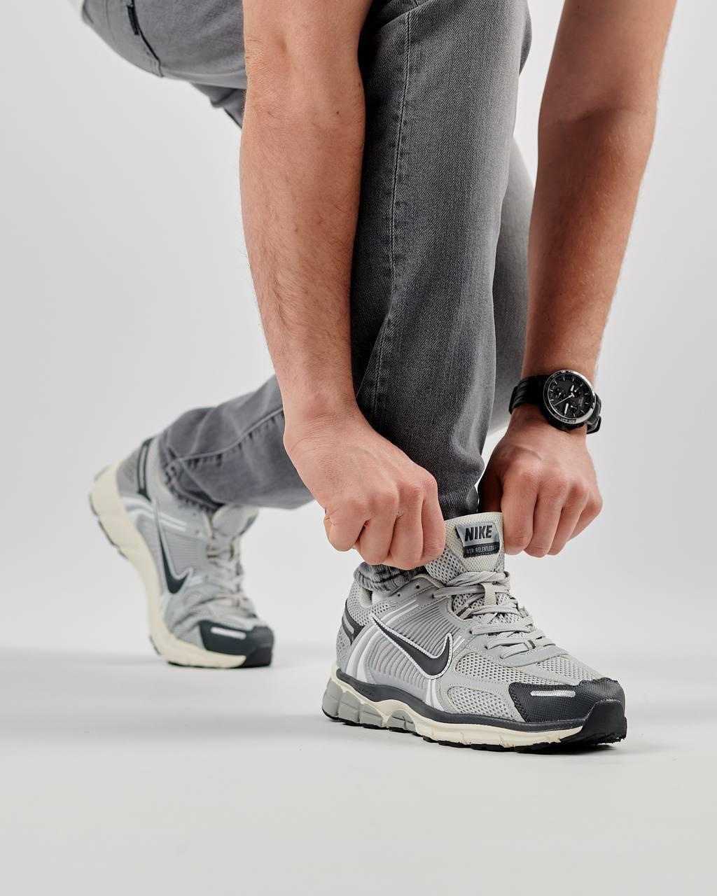 Чоловічі кросівки Nike Vomero 5 New Grey Silver Black, кеди Найк шкіра текстиль весна осінь. Чоловіче взуття