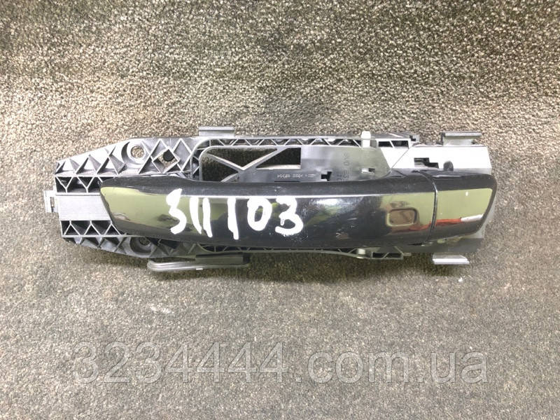 Ручка дверей зовнішня Audi A3 (8 V) 12-17 CNTC 2.0 2015 задн. лев. (б/у)