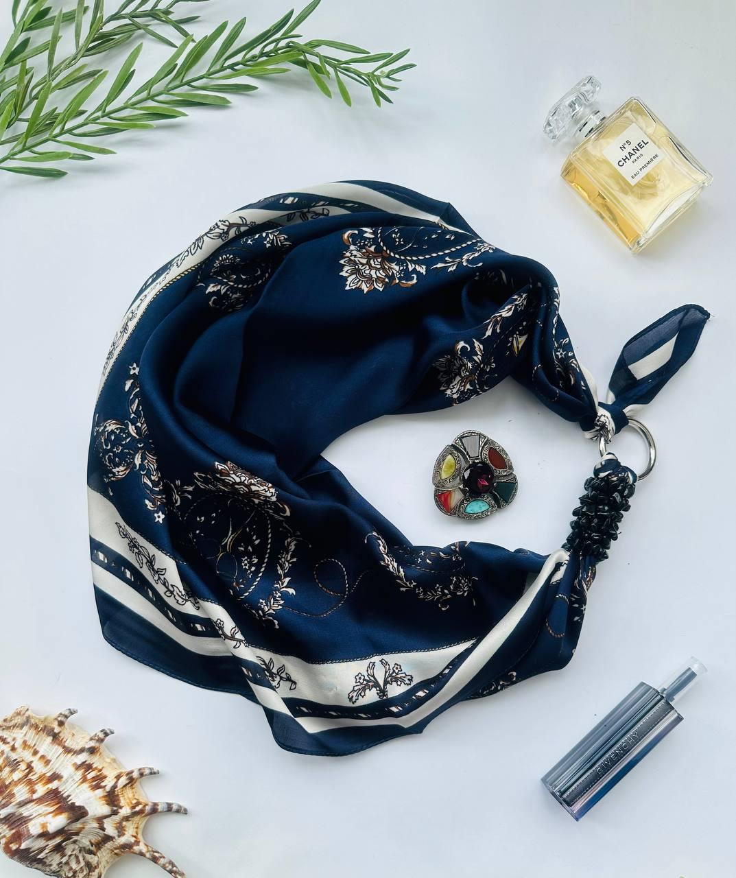 Дизайнерська хустка "Зоряний орнамент" від бренда My Scarf, прикрашена натуральним каменем