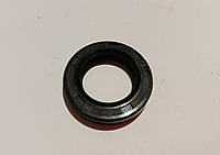 Сальник колеса ИЖ Размер 23х36,5х6,7 с пильником