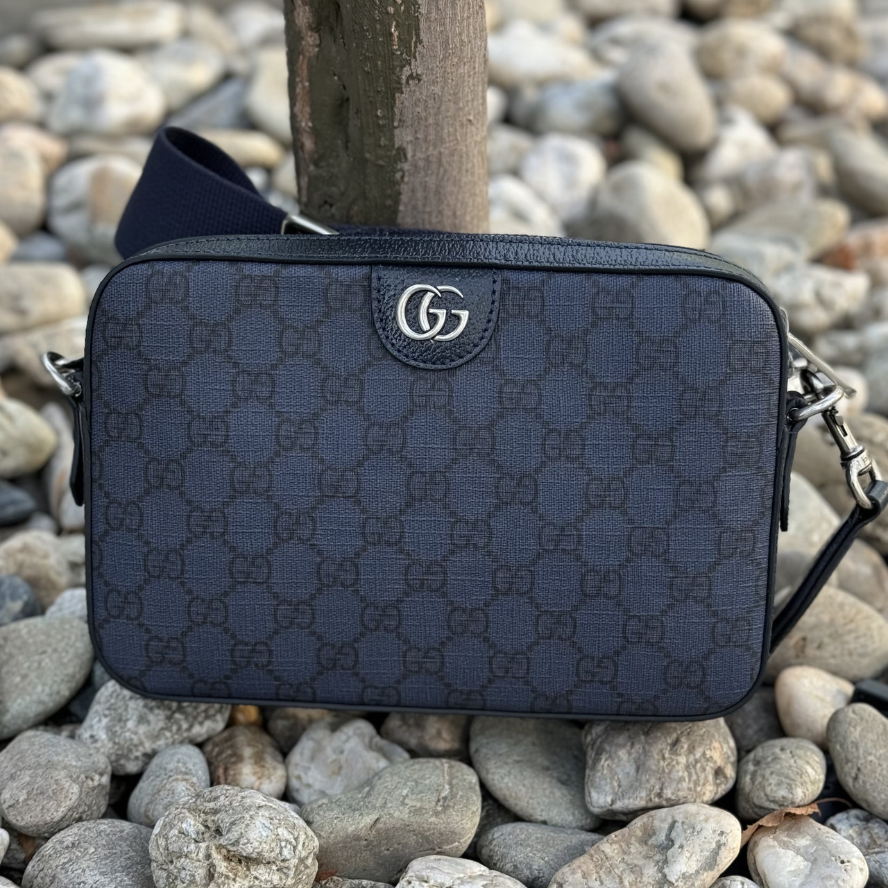 Сумка на плече Ophidia GG Gucci