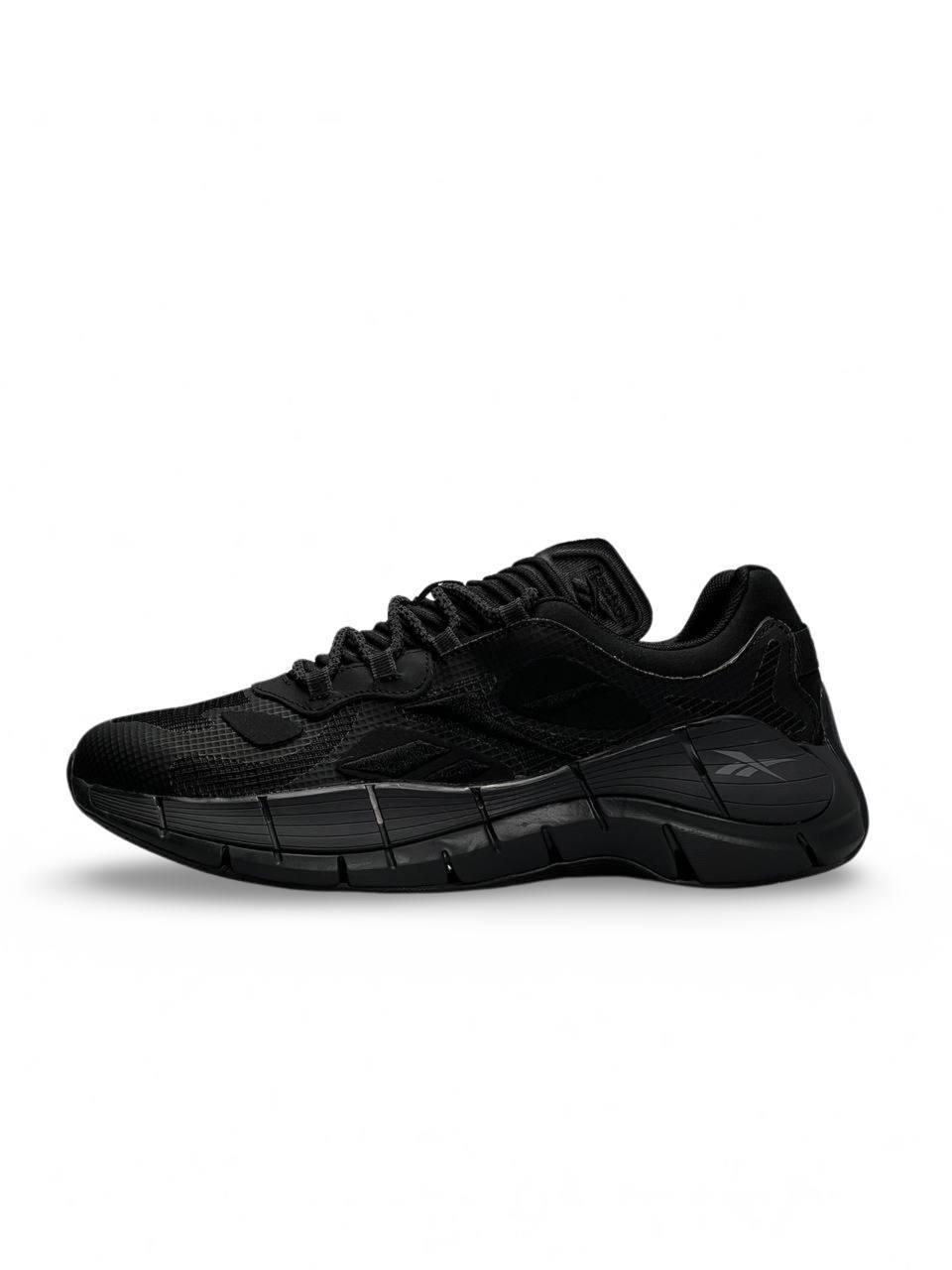 Reebok Zig Kinetica || All Black 42
