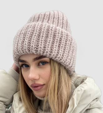 Шапки жіночі
