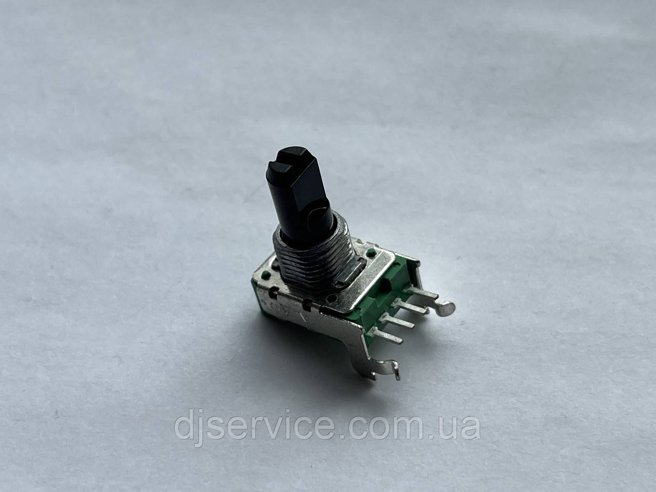 Потенціометр ALPHA B200K 15 mm noMID для пультів, комбіків Marshall VS