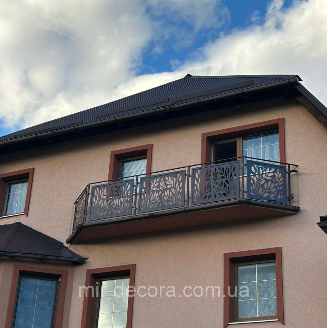 Металеві перила для балконів з металу, огорожі на балкон.