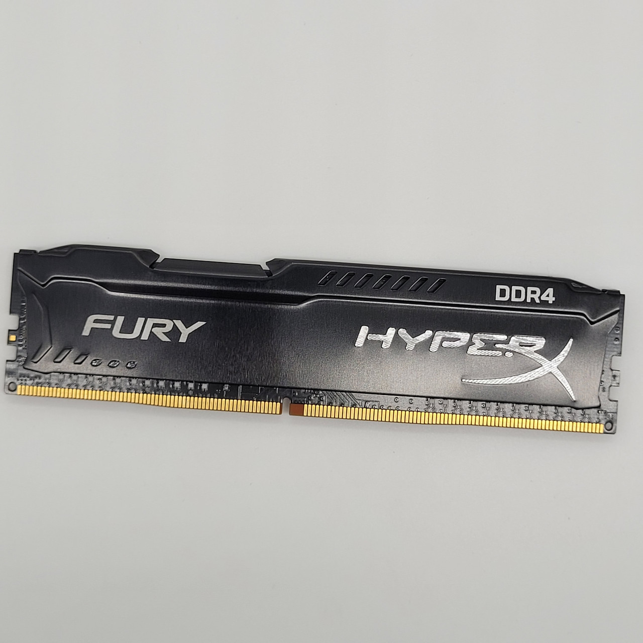 Оперативна пам'ять Kingston HyperX FURY DDR4 4Gb 2400MHz PC4-19200U 1R8 CL15 (HX424C15FB/4) Б/В