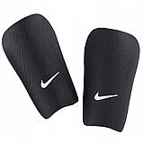 Набір з 2 шт. Nike захисники Guard Sp2162-010 розмір S, фото 4