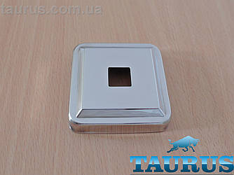 Квадратний декоративний фланець Cube 70x70 chrome висотою 18мм із н/ж сталі, під внутрішній розмір 15х15 мм