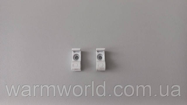 Сравнение правого и левого креплений