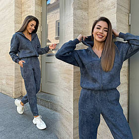 Темно-сірий теплий жіночий спортивний костюм на змійці з капюшоном з ефектом варіння