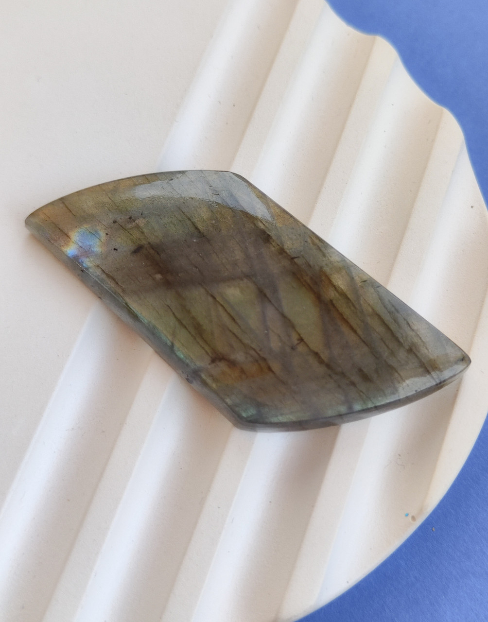 Лабрадор  камінь без оправи. Кабошон натуральний лабрадор 65*28*6 мм. Індія., фото 1
