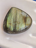 Лабрадор крапля камінь без оправи. Кабошон натуральний лабрадор 26,5*28*9 мм. Індія., фото 3