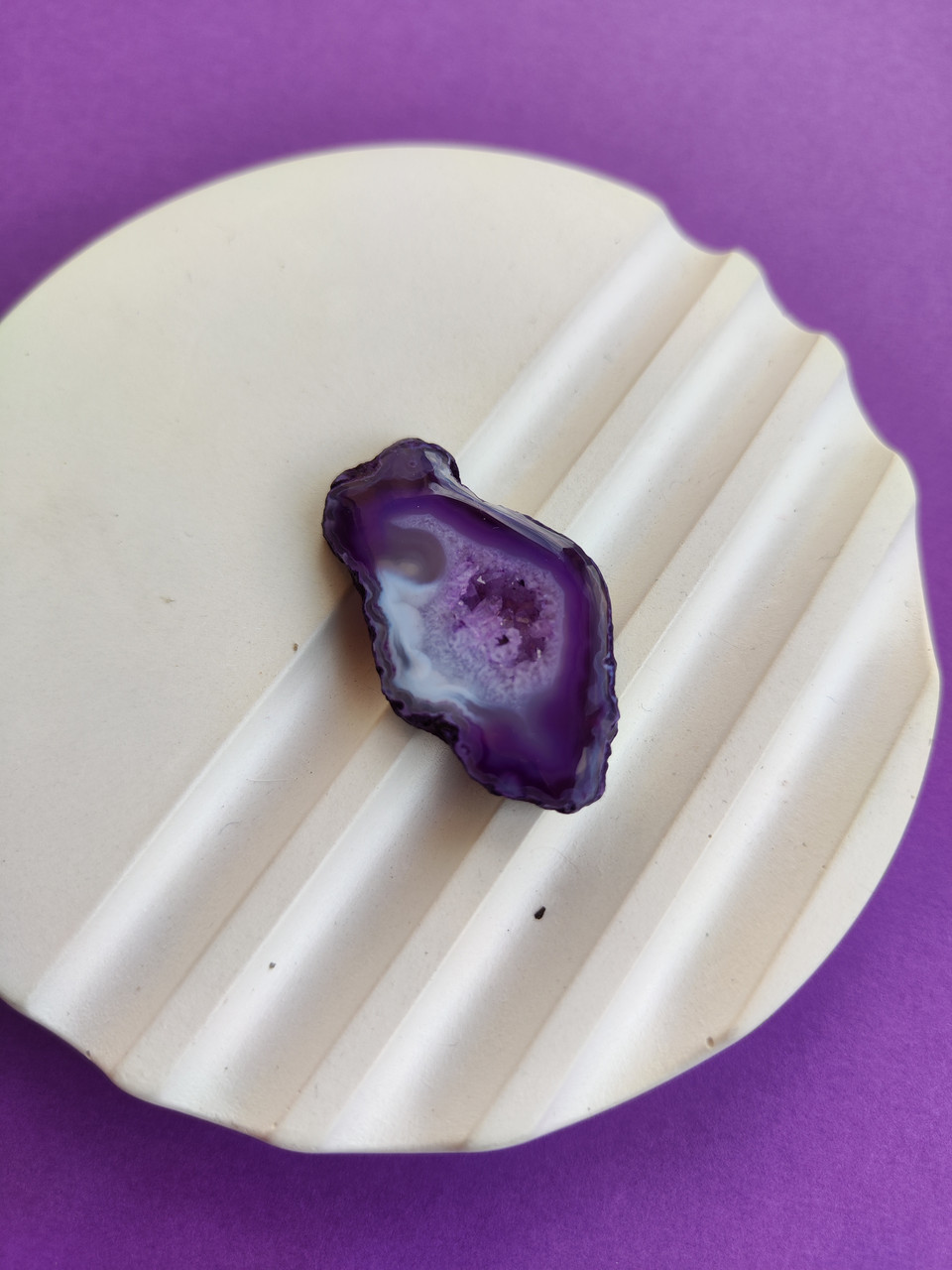 Камінь без оправи жеода агат. Кабошон з жеоди агату. Розмір 41*23*6 мм. Індія., фото 1