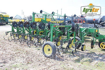 Просапний культиватор John Deere 825 (564) - 8 рядів, фото 1