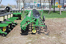 Просапний культиватор John Deere 825 (564) - 8 рядів, фото 3