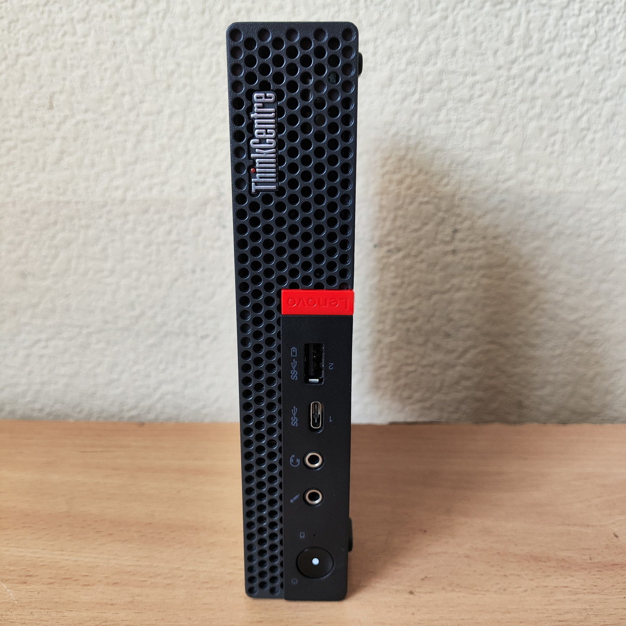 ПК Тонкий клієнт Lenovo Think Centre M920q USDT i5-8500T(6 ядер)/8 GB DDR4/Intel UHD Graphics 630/s1151