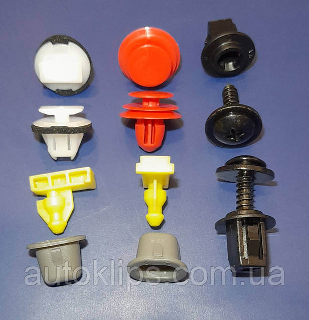 R Набор клипс крепления ЗАДНЕЙ колесной 1-арки Nissan X-TRAIL Rogue