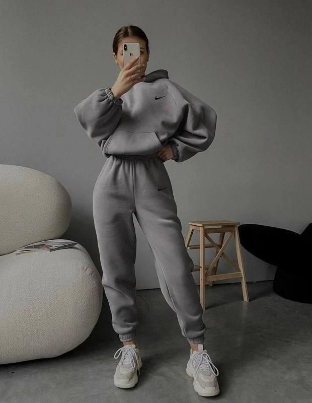 Жіночий теплий спортивний костюм двійка на флісі, з лого Nike Розміри 42-44, 46-48 (#595сю), фото 1