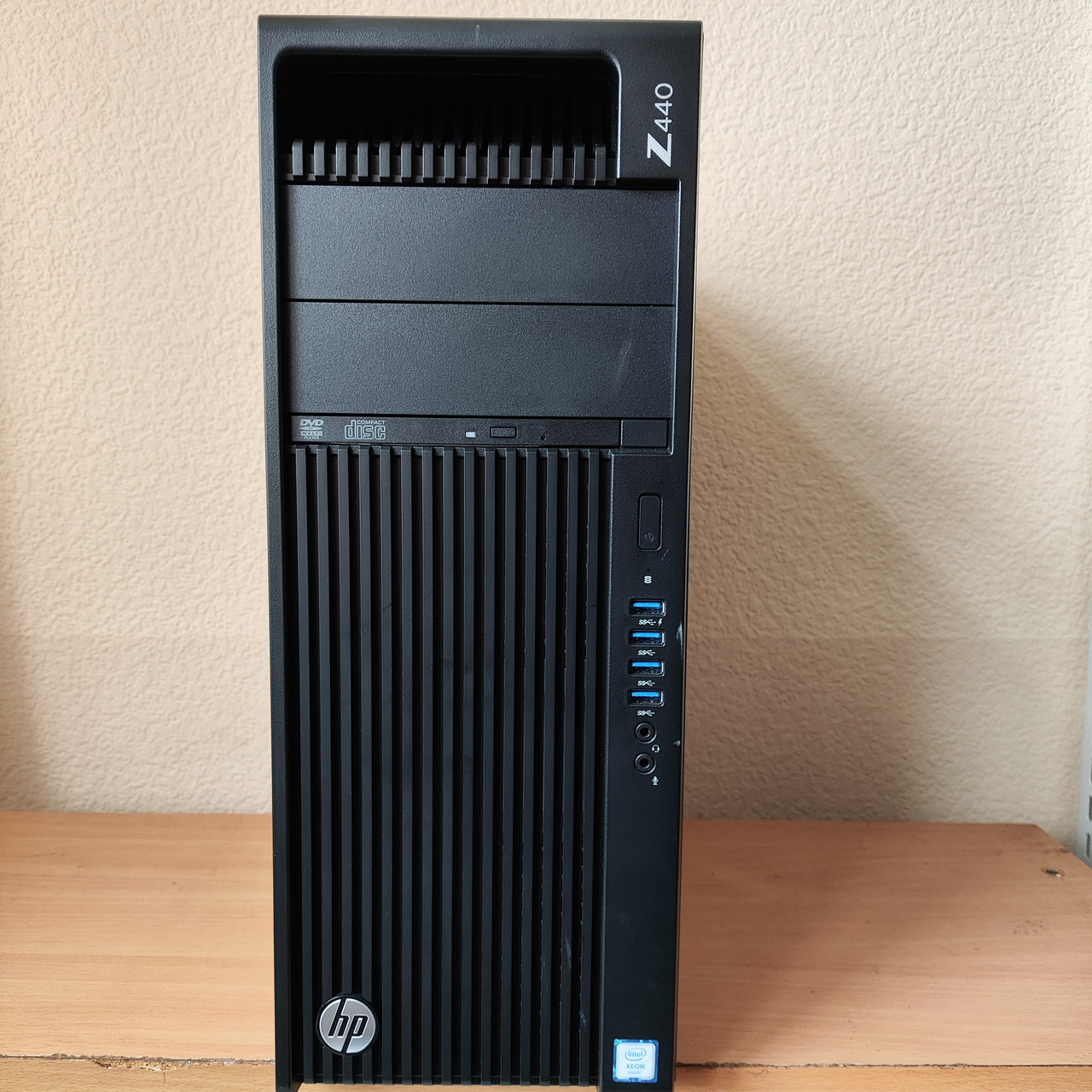 Системний блок/сервер HP Z440 Workstation/Xeon E5-1620v4 3.80GHz/16Gb DDR4/SSD 512 Gb/Nvidia Quadro K2200 4Gb/Б.В
