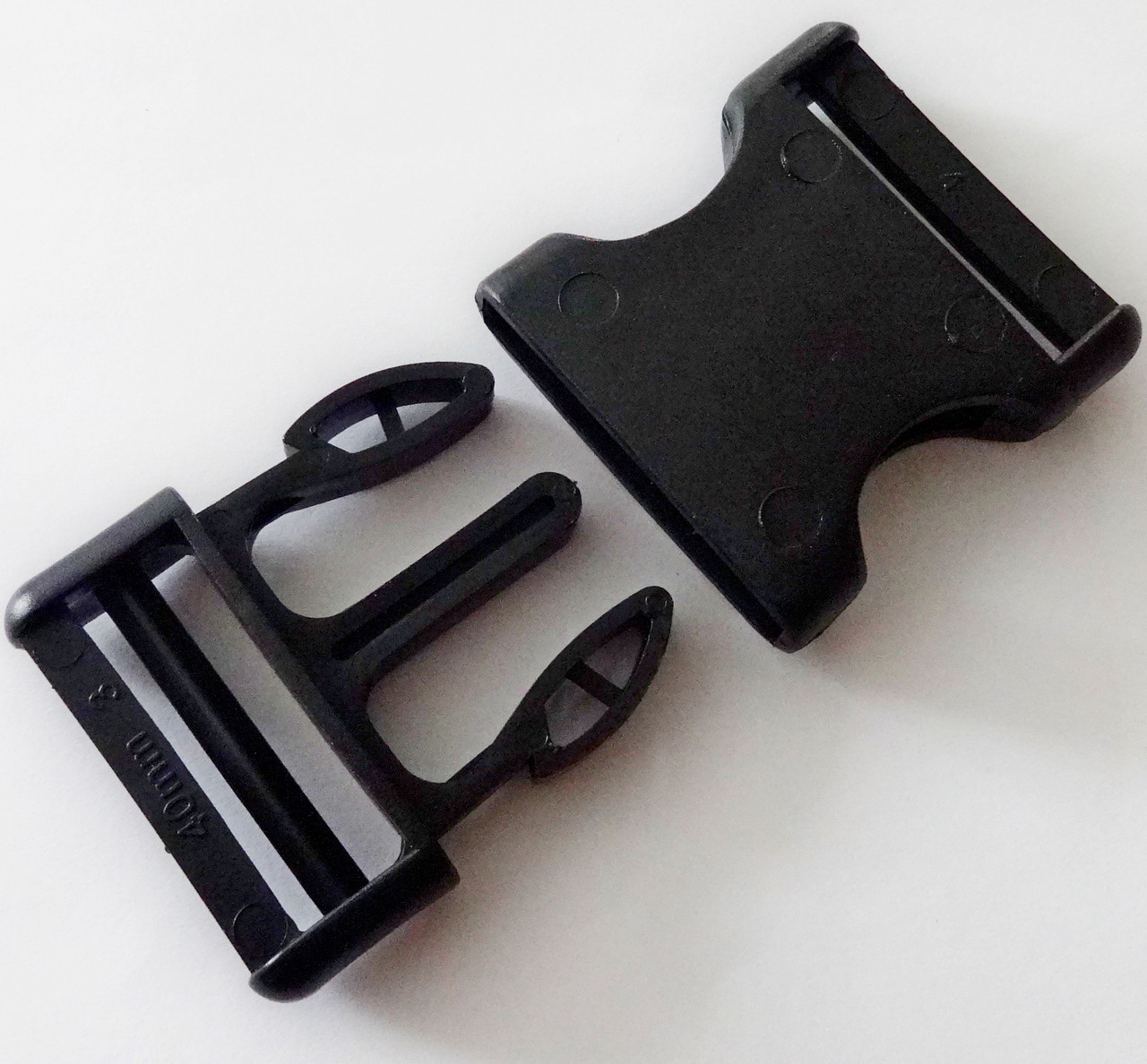 Фастекс карабін пластиковий 40 мм чорний (пряжка замок), фото 1