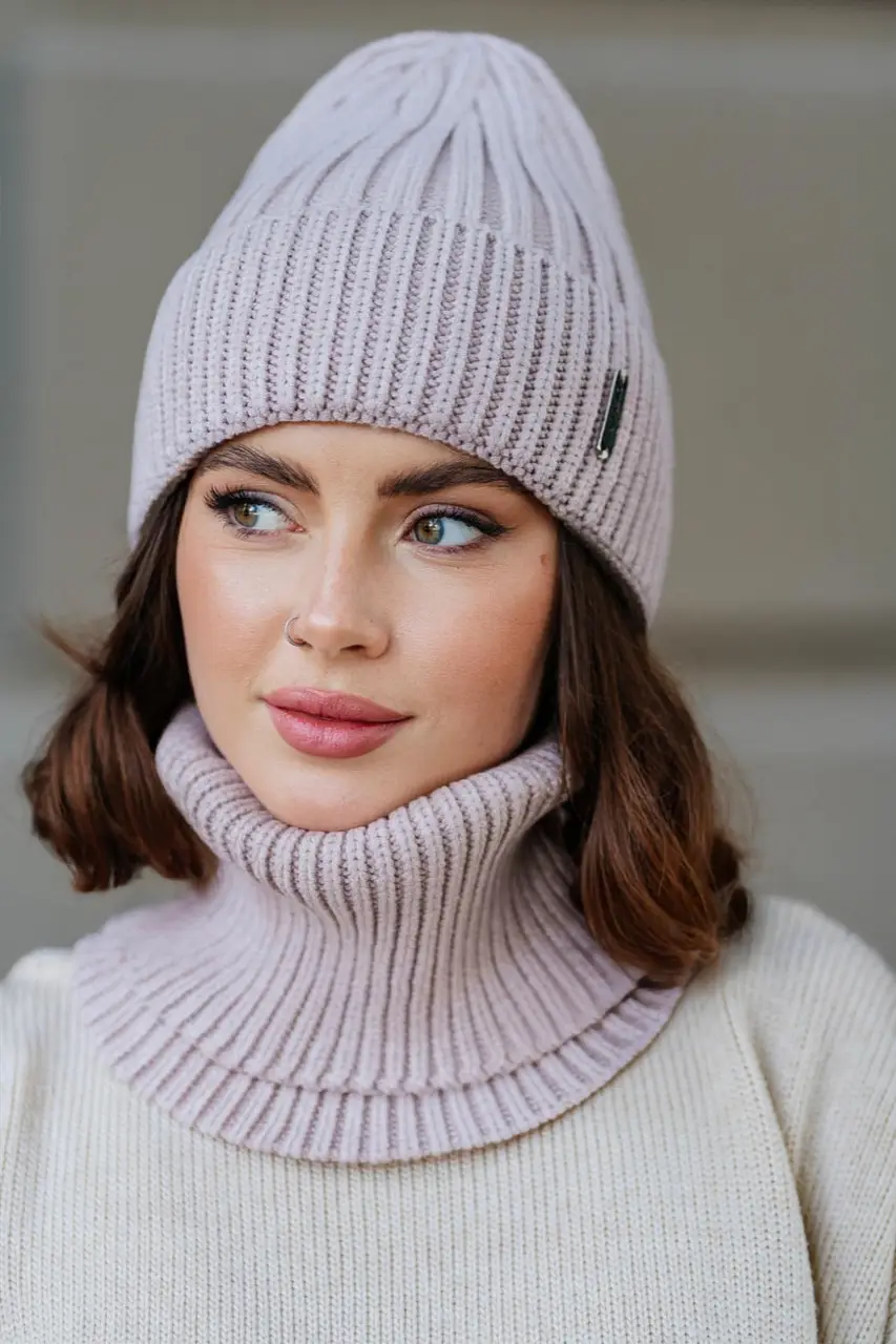 В'язаний жіночий теплий зимовий комплект Agata, шапка + снуд, перлина