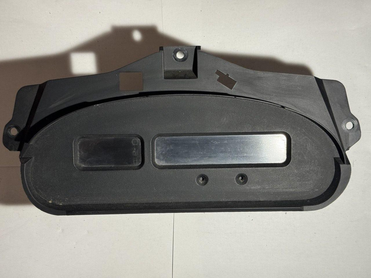 Панель кнопок Renault P8200142416A / 21667350-1 / 216673501