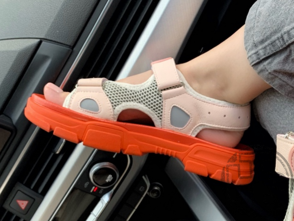 Жіночі сандалії Gucci Leather and Mesh Sandal Pink 549909 DIR10 6865, фото 1