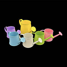 Декоративна металева поливалка.