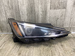 Фара прав. HYUNDAI ELANTRA AD 16- 92102F3500