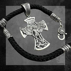 Срібні хрестики на шнурку