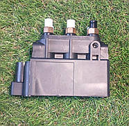 Блок клапанів пневмопідвіски Mercedes A2123200358 S W221 W222 W164, фото 2