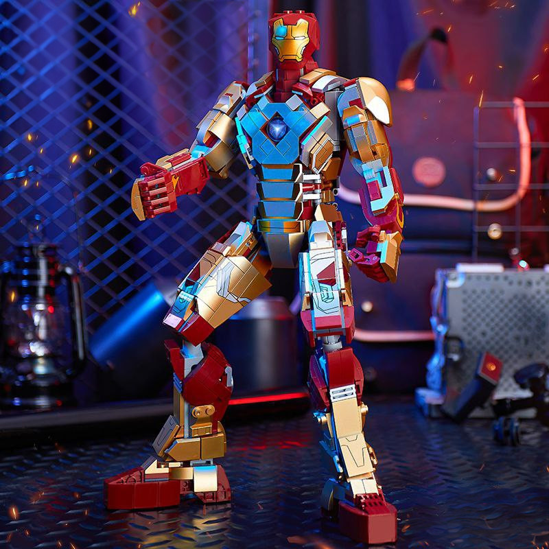 Великий конструктор з підсвіткою Залізна Людина Iron Man Marvel Марвел 36см Світиться Рухомі частини