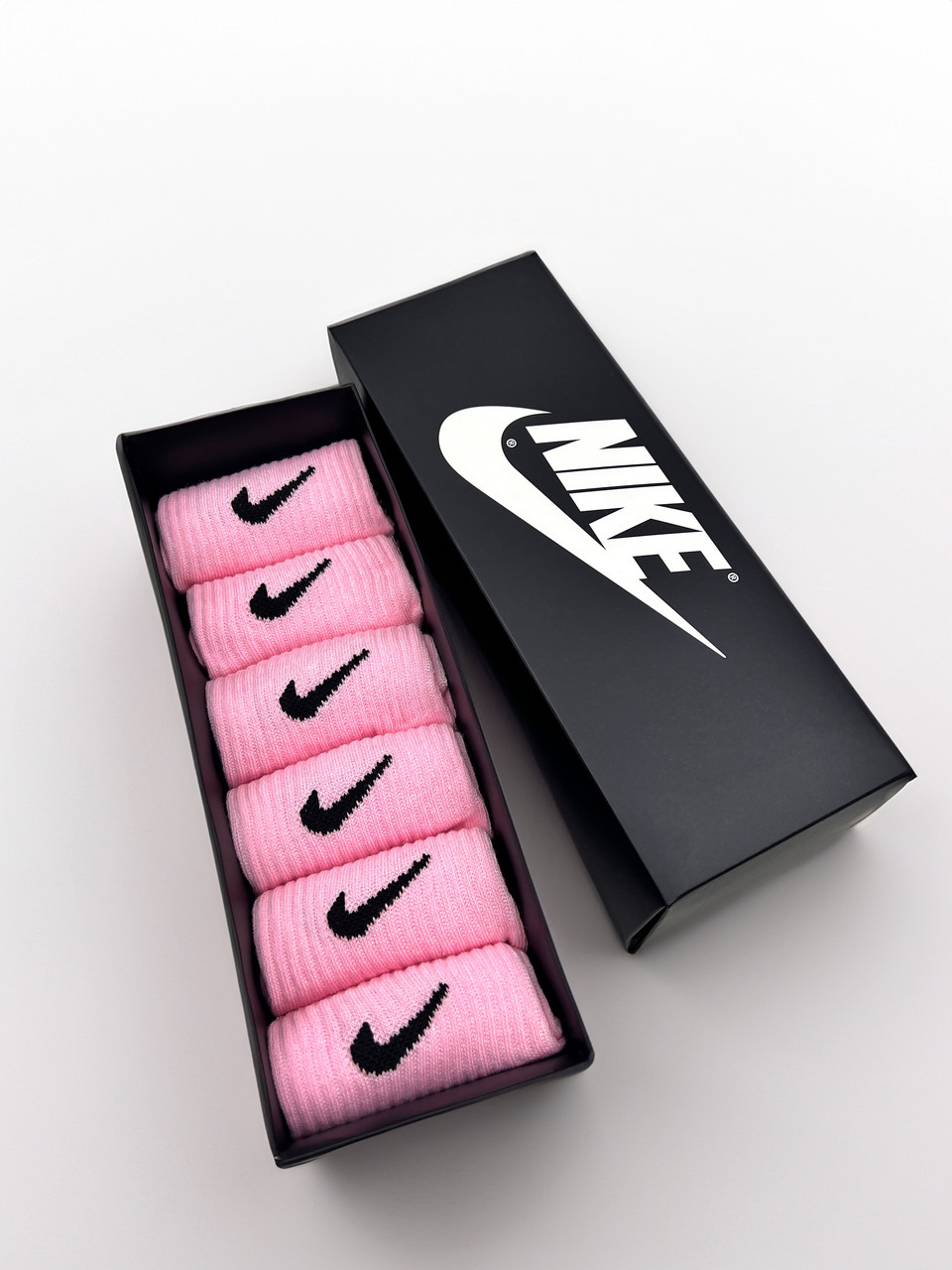 Подарунковий набір рожевих короткіх 35-41 жіночіх в чорному боксі Nike/найк — 6 пар шкарпеток