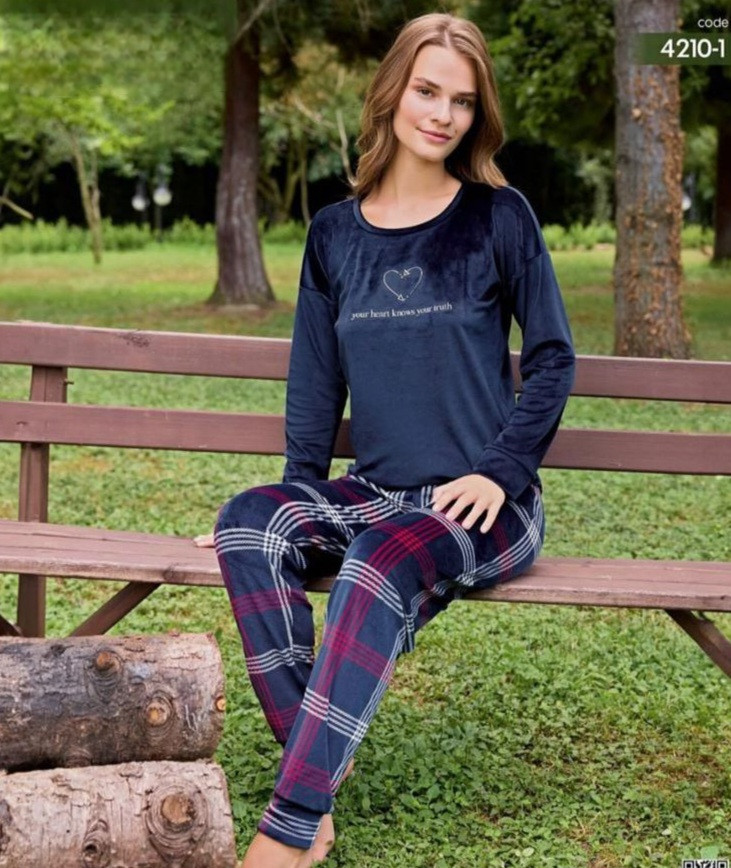 Велюрові комплекти з довгими штанами, фото 1