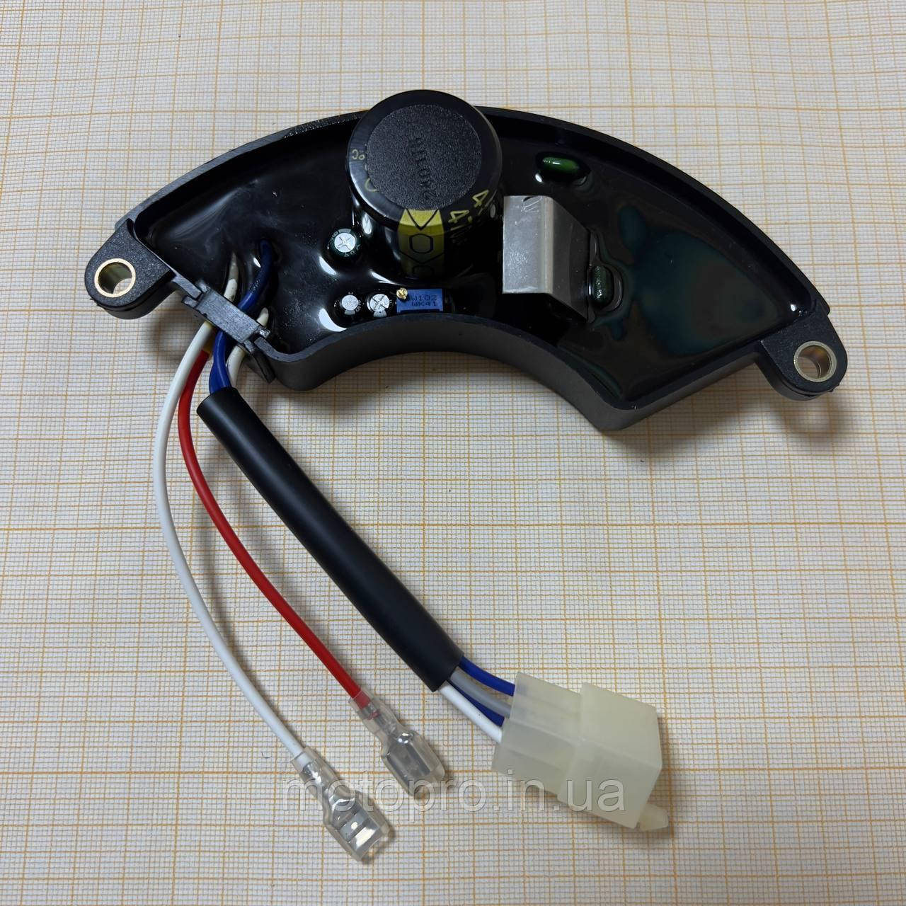 AVR  регулятор напруги генератора 5-8 кВт 450V 470 мкф 1 фази, фото 1